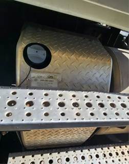 Freightliner Cascadia 113 DEF Tank