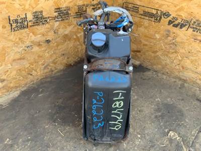 Freightliner Cascadia 125 DEF Tank