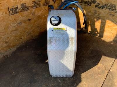 Freightliner Cascadia 125 DEF Tank