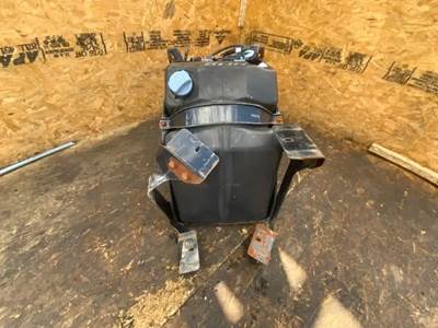 Freightliner Cascadia 125 DEF Tank