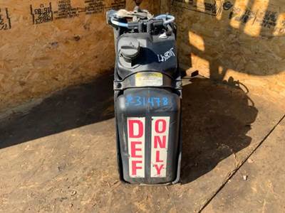 Freightliner Cascadia 125 DEF Tank