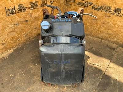 Freightliner Cascadia 125 DEF Tank