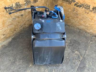 Freightliner Cascadia 125 DEF Tank