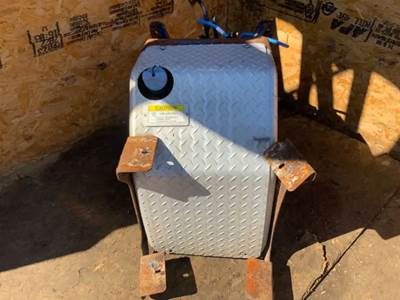 Freightliner Cascadia 125 DEF Tank