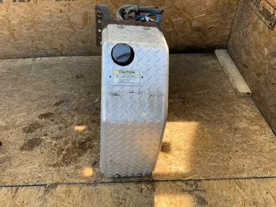 Freightliner Cascadia 125 DEF Tank