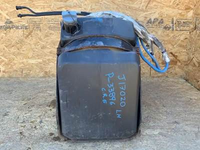 Freightliner Cascadia 125 DEF Tank