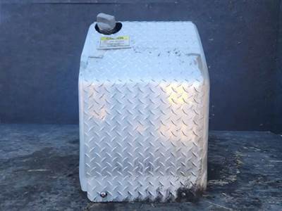 Freightliner Cascadia 125 DEF Tank