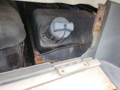 Freightliner Cascadia 125 DEF Tank