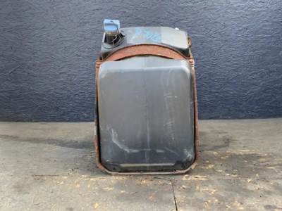 Freightliner Cascadia 125 DEF Tank