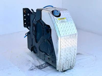 Freightliner Cascadia 125 DEF Tank