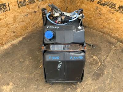 Freightliner Cascadia 125 DEF Tank