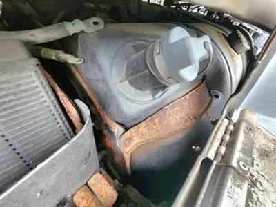 Freightliner Cascadia 125 DEF Tank