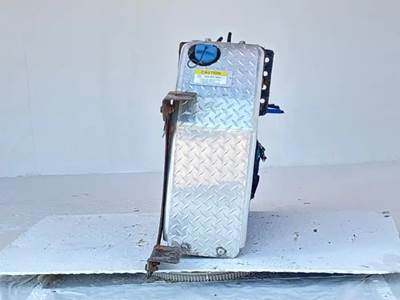 Freightliner Cascadia 126 DEF Tank