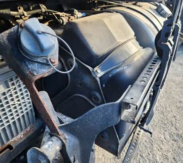 Freightliner Cascadia 126 DEF Tank