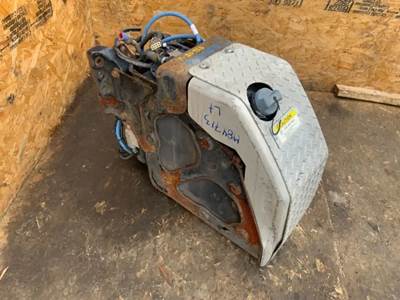 Freightliner Cascadia 132 DEF Tank