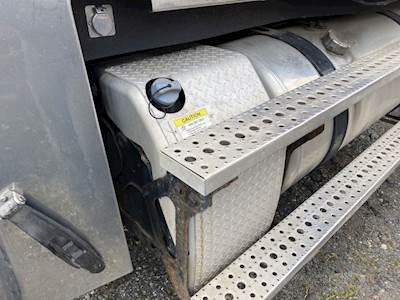 Freightliner Coronado 122 DEF Tank for a 2014 Freightliner Coronado 12