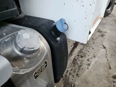 Freightliner M2 106 DEF Tank