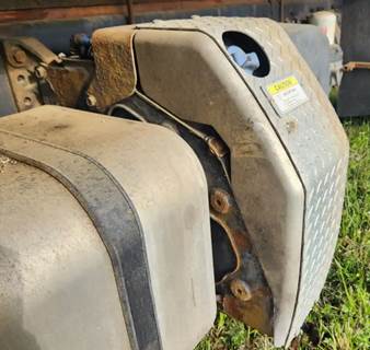 Freightliner M2 106 DEF Tank