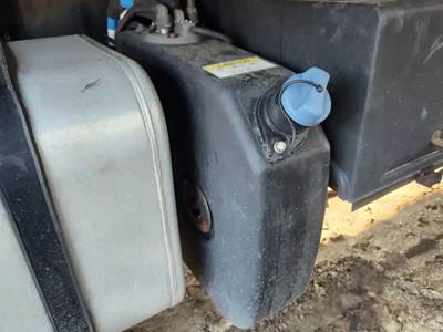 Freightliner M2 106 DEF Tank