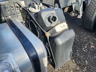 Freightliner M2 106 DEF Tank