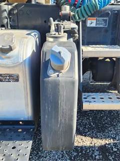 Freightliner M2 106 DEF Tank