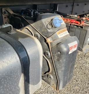 Freightliner M2 106 DEF Tank