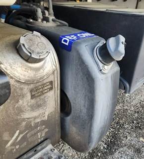 Freightliner M2 106 DEF Tank