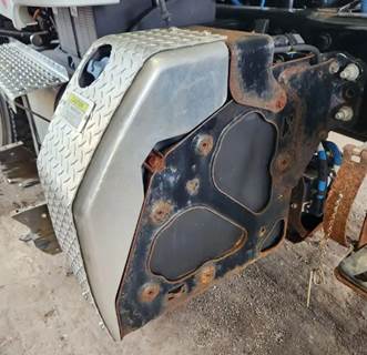 Freightliner M2 106 DEF Tank