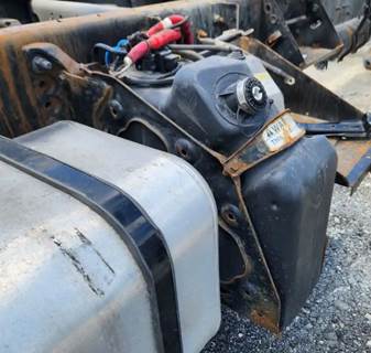 Freightliner M2 106 DEF Tank