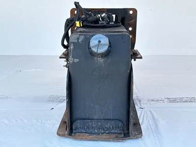 Freightliner S2C 106 DEF Tank