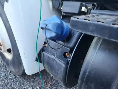 International DuraStar 4300 DEF Tank