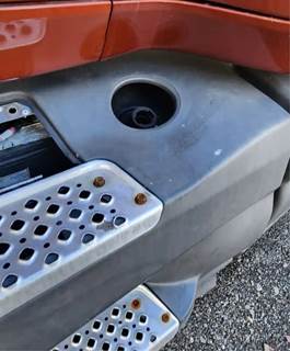 International LT625 DEF Tank