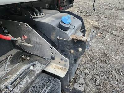 International LT625 DEF Tank