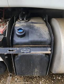 International LT62F DEF Tank