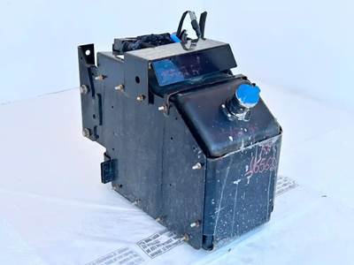 International MV607 DEF Tank