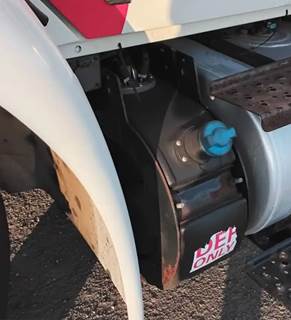 International MV607 DEF Tank