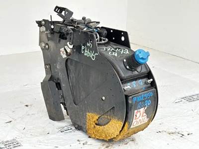 International MV607 DEF Tank