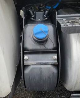 International MV607 DEF Tank