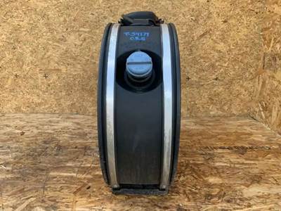 Kenworth T680 DEF Tank