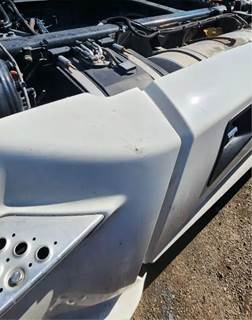 Kenworth T680 DEF Tank