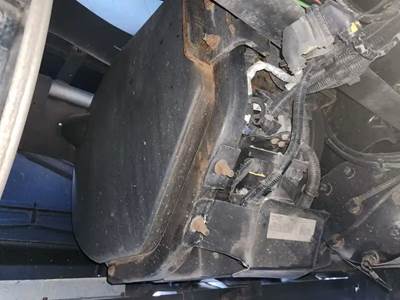 Kenworth T680 DEF Tank