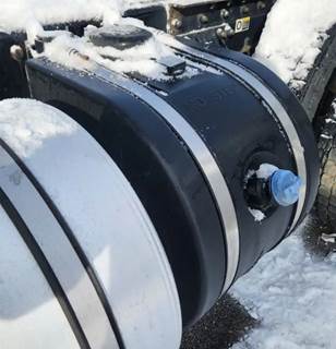 Kenworth T680 DEF Tank