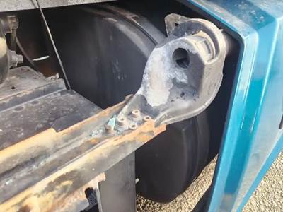 Kenworth T680 DEF Tank