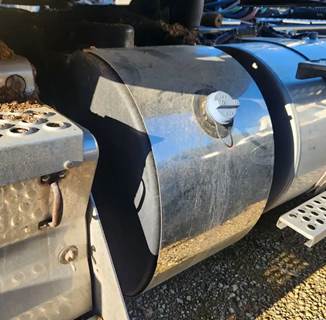 Kenworth T680 DEF Tank