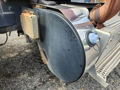 Peterbilt 367 DEF Tank