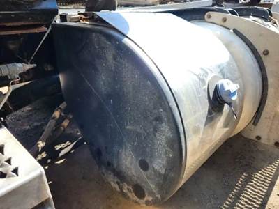 Peterbilt 389 DEF Tank