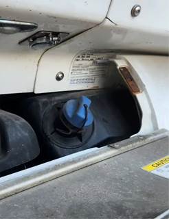 Western Star 5700 DEF Tank