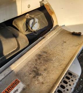 Western Star 5700 DEF Tank