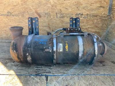 Freightliner Cascadia 113 DPF Filter
