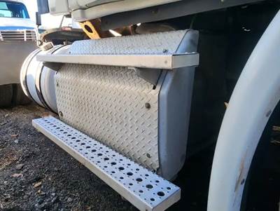 Freightliner Cascadia 113 DPF Filter